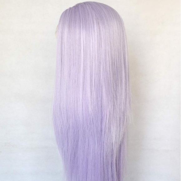 ? 24” LILAC STRAIGHT LACE FRONT WIG? *NEW*

??